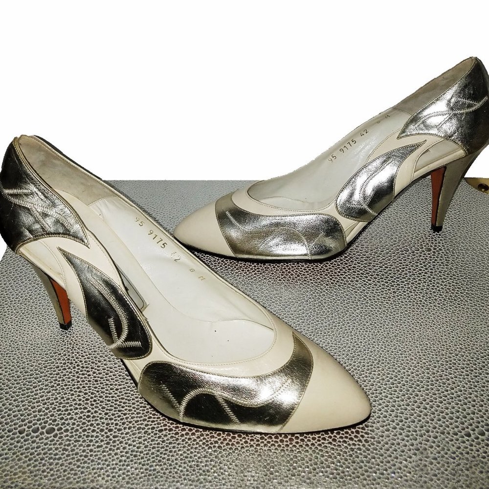 Vtg 80s White Leather Metallic Silver Pumps 8